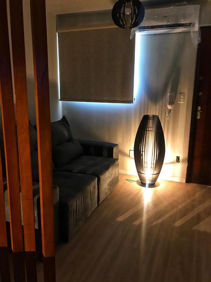 Loft Aconchegante No Centro De Macae, Wifi, Ar Condicionado E Cozinha Completa Apartment Luaran gambar