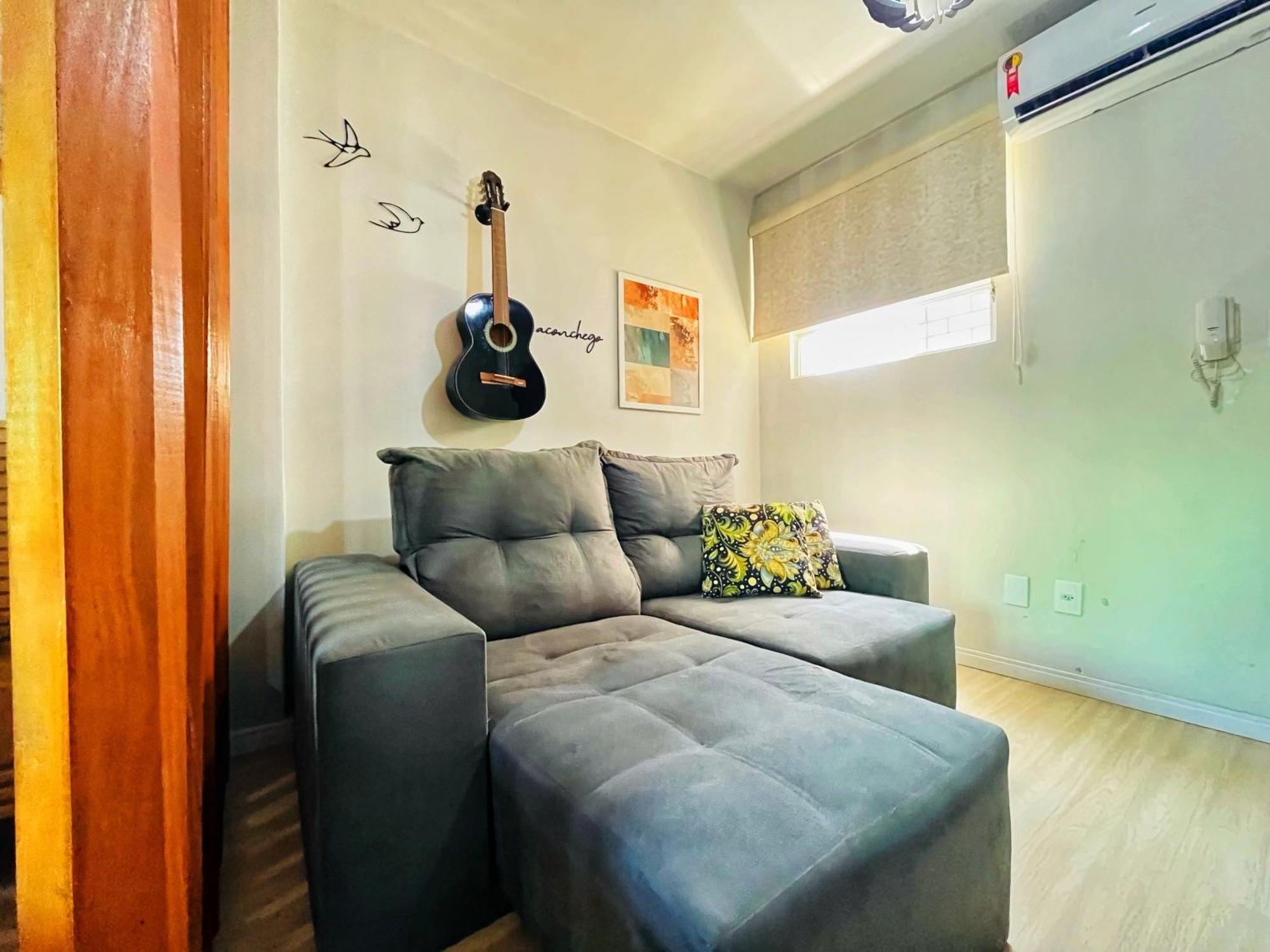 Loft Aconchegante No Centro De Macae, Wifi, Ar Condicionado E Cozinha Completa Apartment Luaran gambar